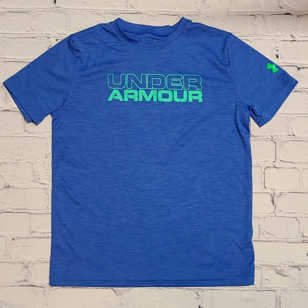 UA Boys 🔥 Heat Gear TShirt SZ L